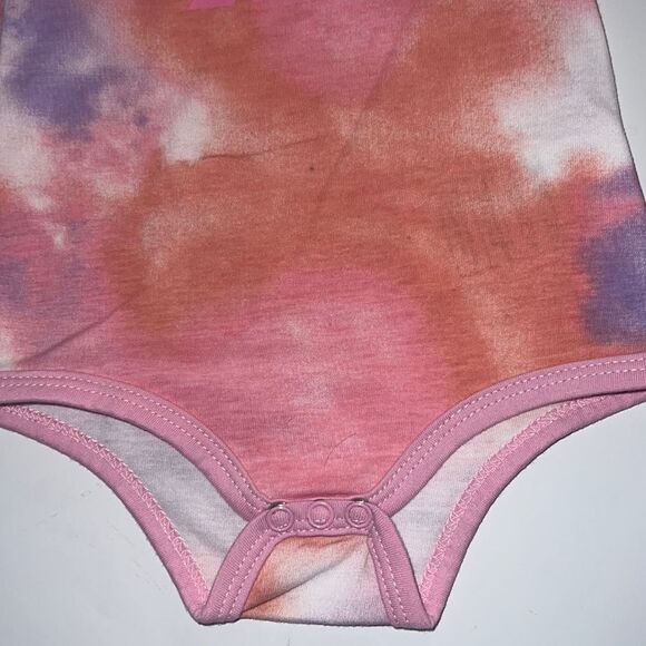 🛍️PRETTY Little GIRLS REEBOK TOP SIZE 0-3 MONTHS 🛍 - Picture 3 of 6